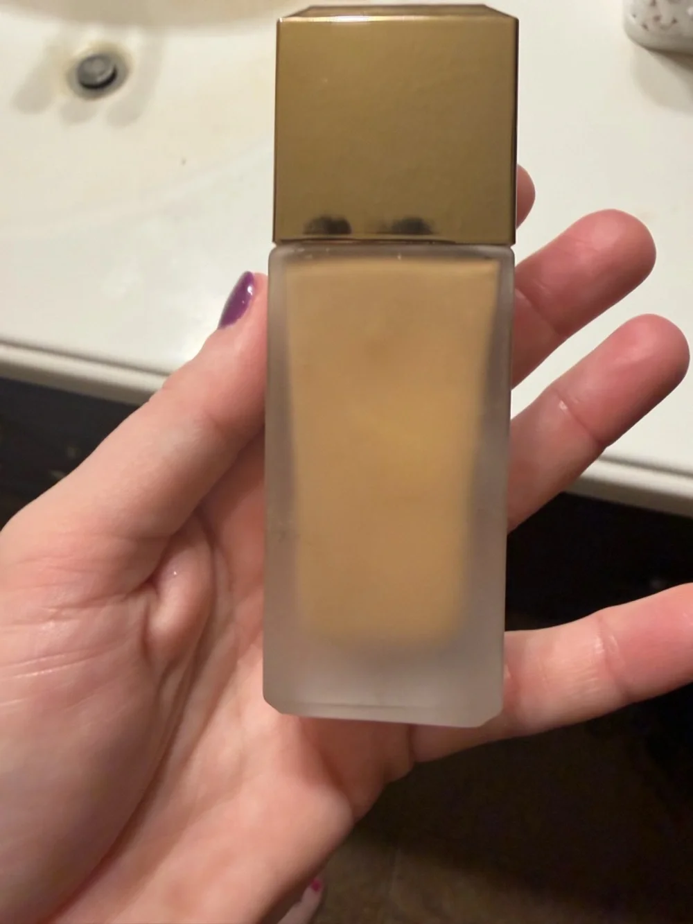 Anastasia Beverly hills  - Impeccable Blurring Second Skin Matte Foundation - Picture 3 of 3